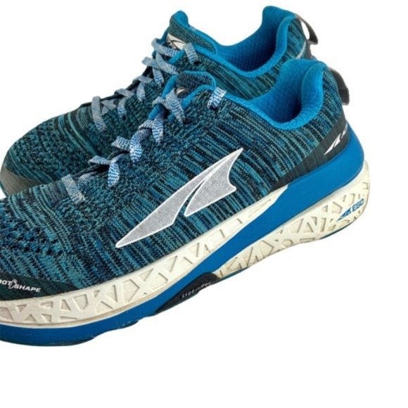 Altra Paradigm 4.0 Sneakers in Blue - Picture 8 of 9